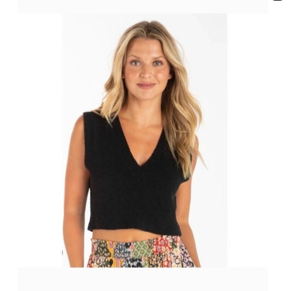 Natural Life Ava Vneck Sweater Vest/Tank